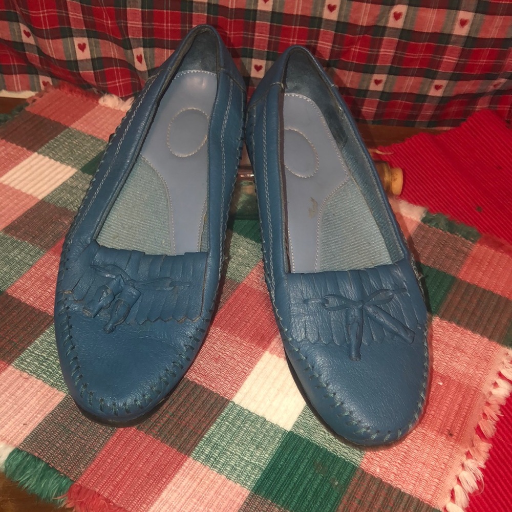 Robin Egg Blue tassel loafers by Dr Scholls size 8